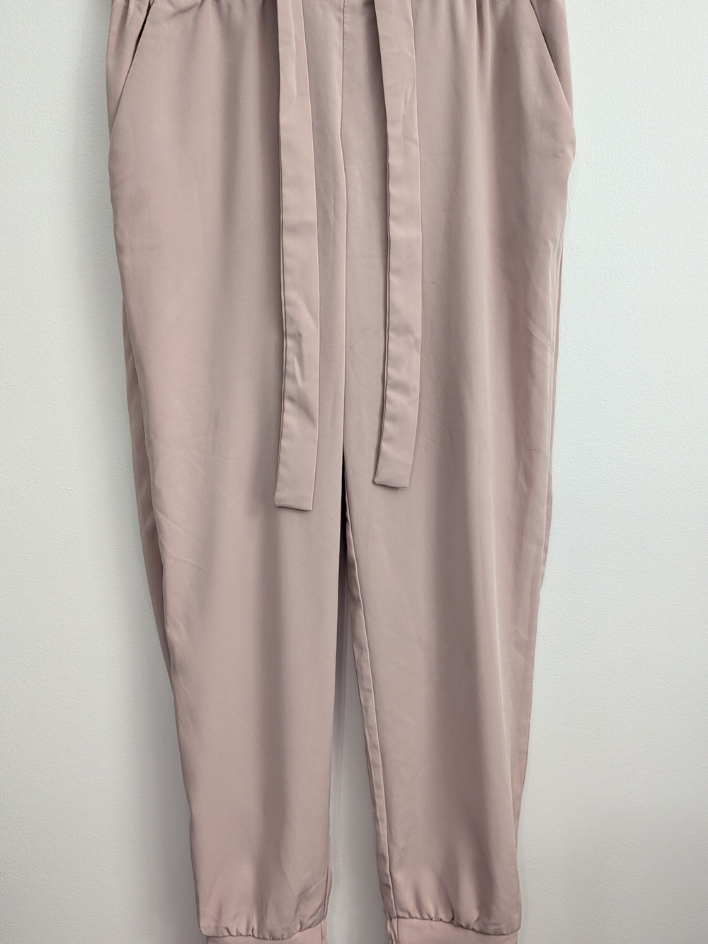 Dynamite Beige Tie-Waist Cropped Jogger Dress Pants